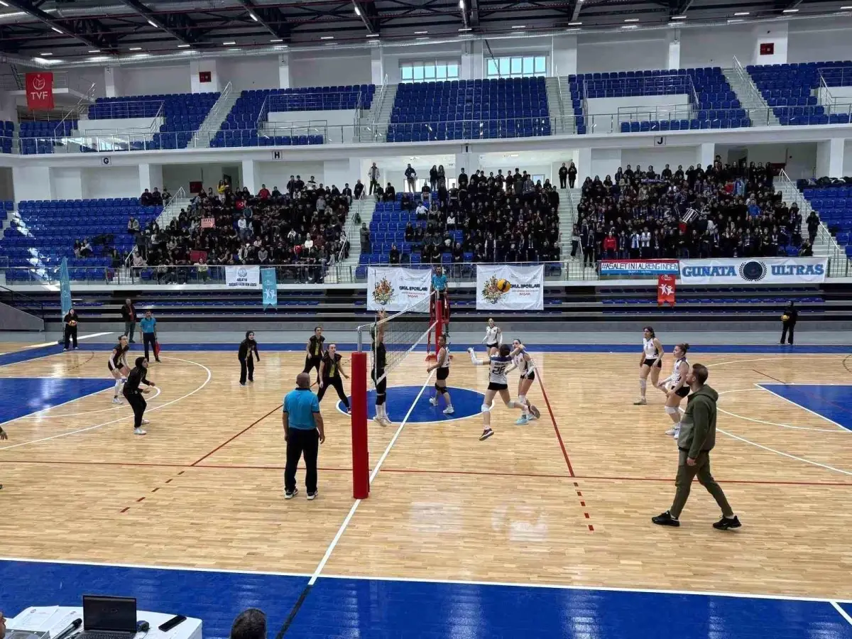 Şehriban Günata Anadolu Lisesi, Malatya’da Genç Bayan Voleybol Şampiyonluğunu Kazandı!