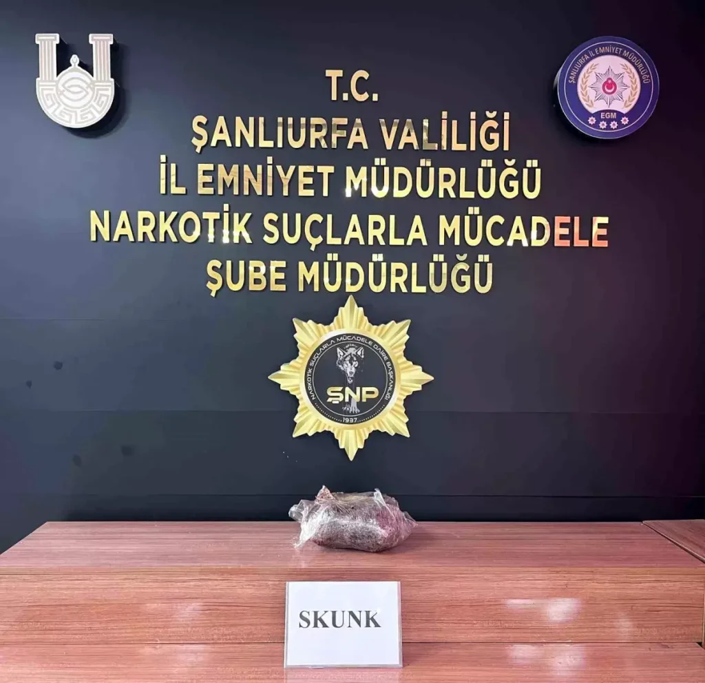Şanlıurfa’da 2,15 kg Skunk Ele Geçirildi: Dev Uyuşturucu Operasyonu!