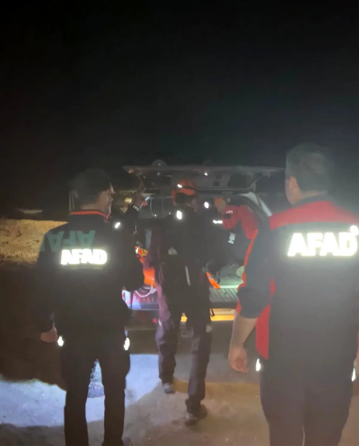 Dalaman’da Sarp Arazide Düşen Yabancı Uyruklu Göçmen Başarılı Bir Operasyonla Kurtarıldı