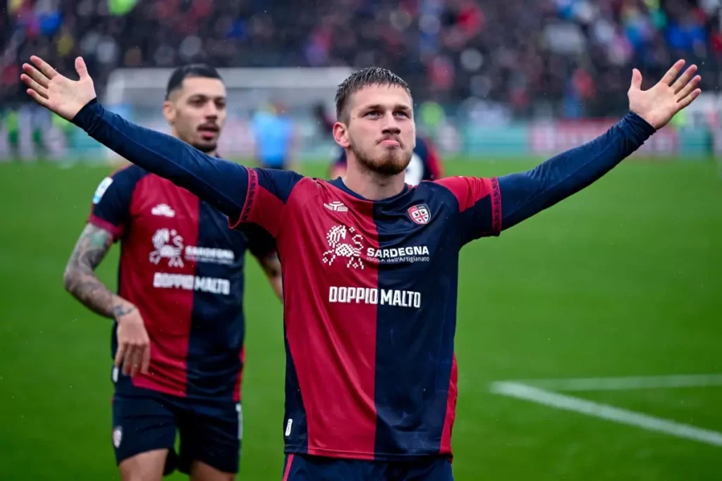 Semih Kılıçsoy İtalya’da İlk Golünü Attı: Cagliari‑Pisa Maçında 2‑2’lik Beraberlik