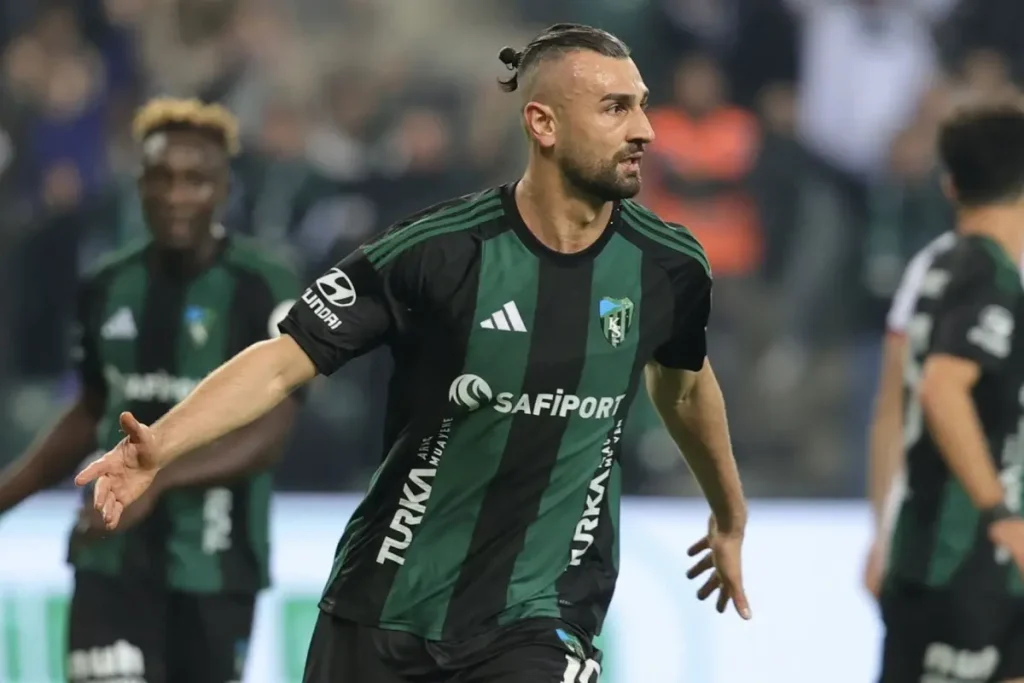 Serdar Dursun, Beşiktaş’tan 2 Teklif Aldığını ve Galatasaray’a İlgi Görmediğini Açıklıyor!