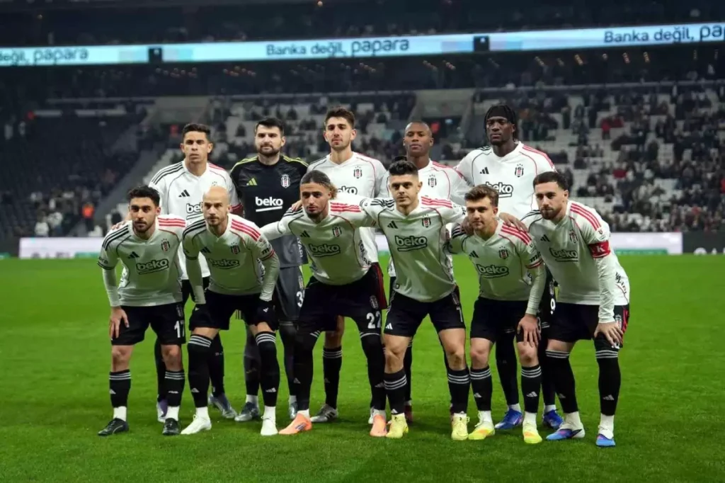 Beşiktaş Rizespor’a 4 değişiklikle çıkıyor
