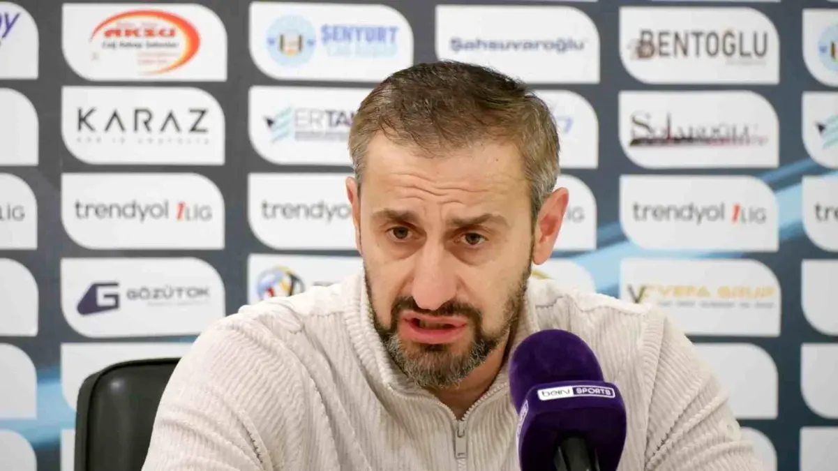 Erzurumspor’da Özbalta’dan Pes Etmeyen Oyunculara Övgü