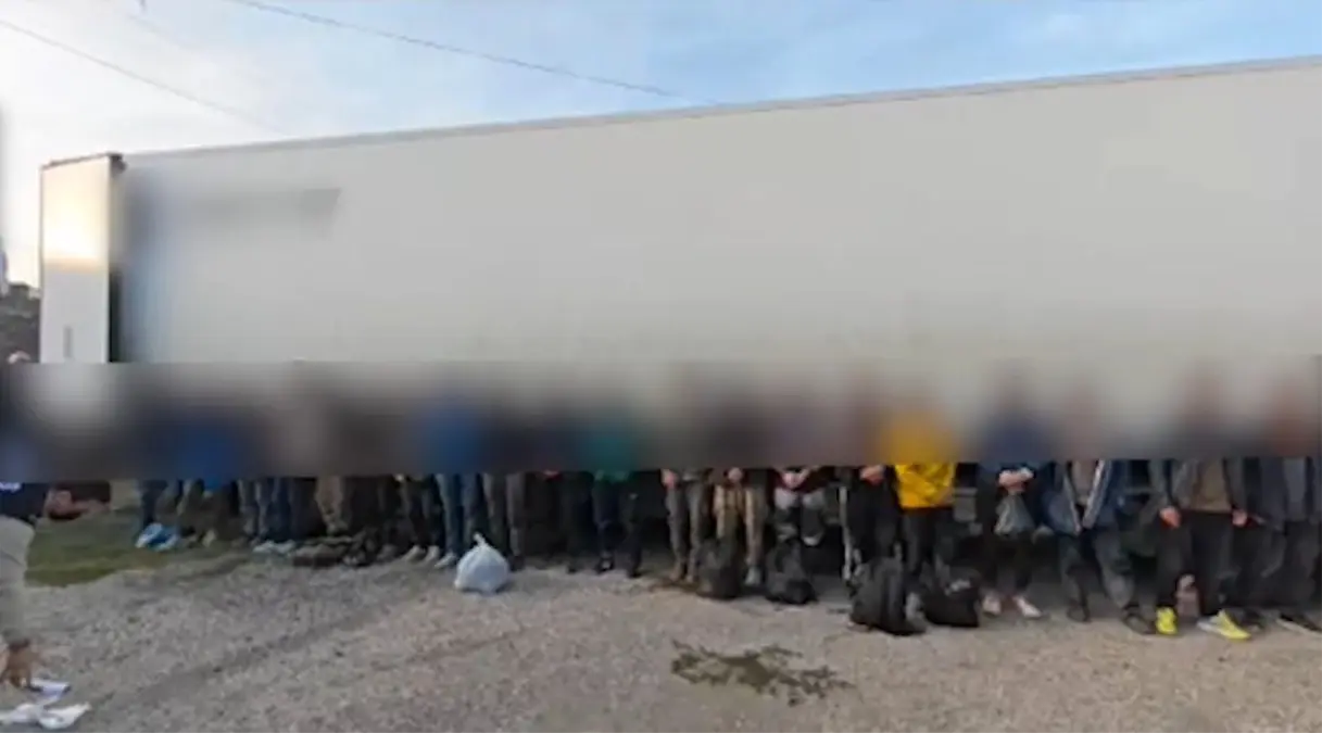 Sivas’ta Göçmen Kaçakçılığına Yönelik Dev Operasyon: 83 Göçmen ve 18 Kaçakçı Tutuklandı