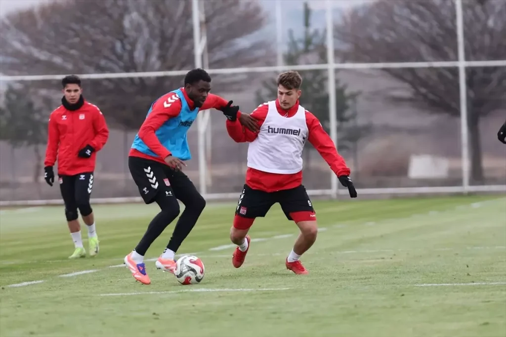 Sivasspor, Bandırmaspor Maçına Hazırlıklarını Hızlandırdı