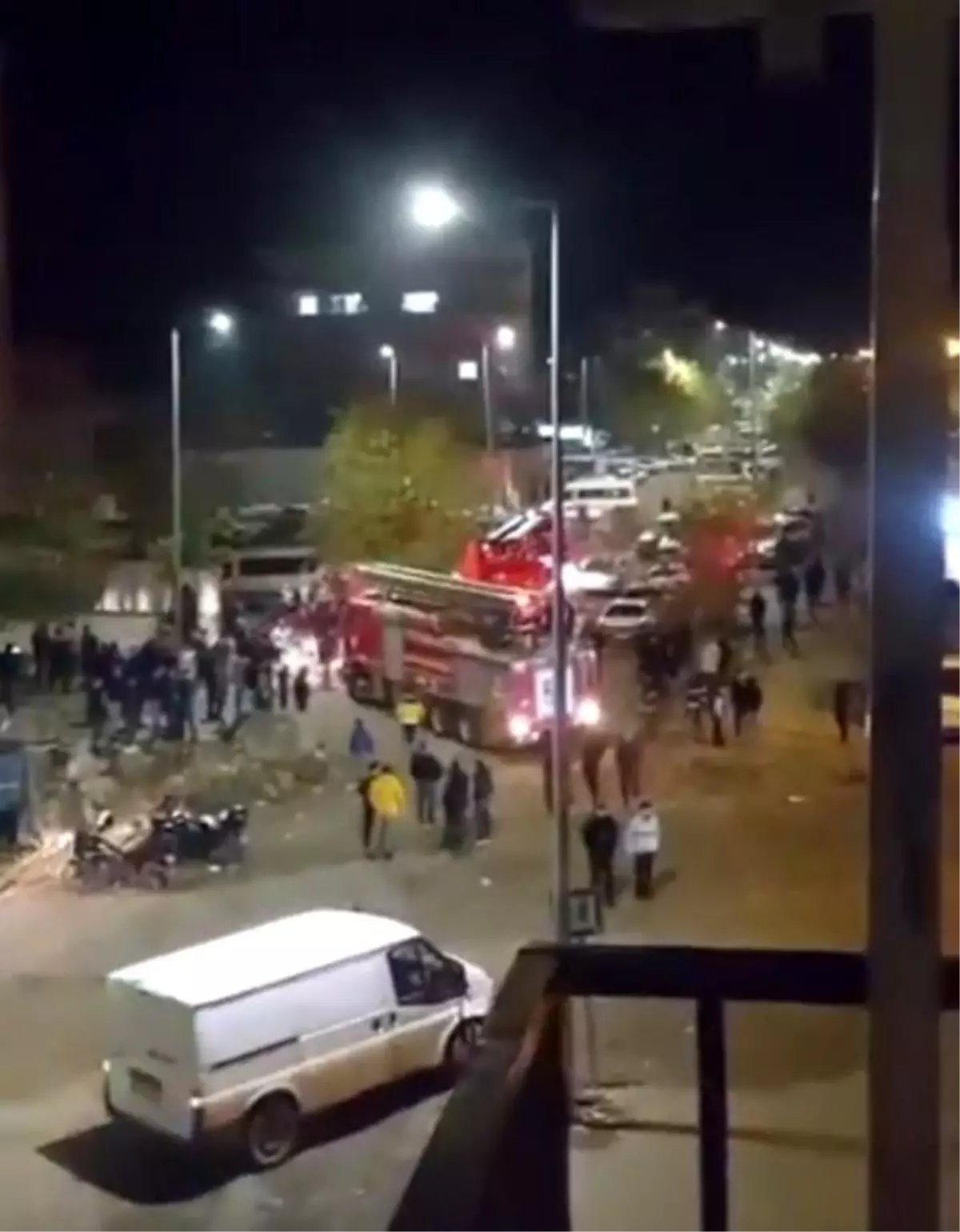 Siverek’te Apartmanda Yangın: 9 Kişi Dumandan Etkilendi