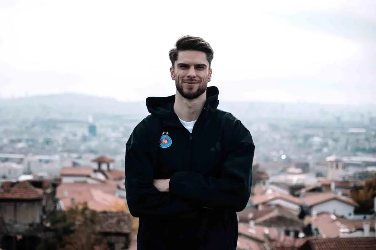 Aleksander Sliwka Halkbank’a Katıldı