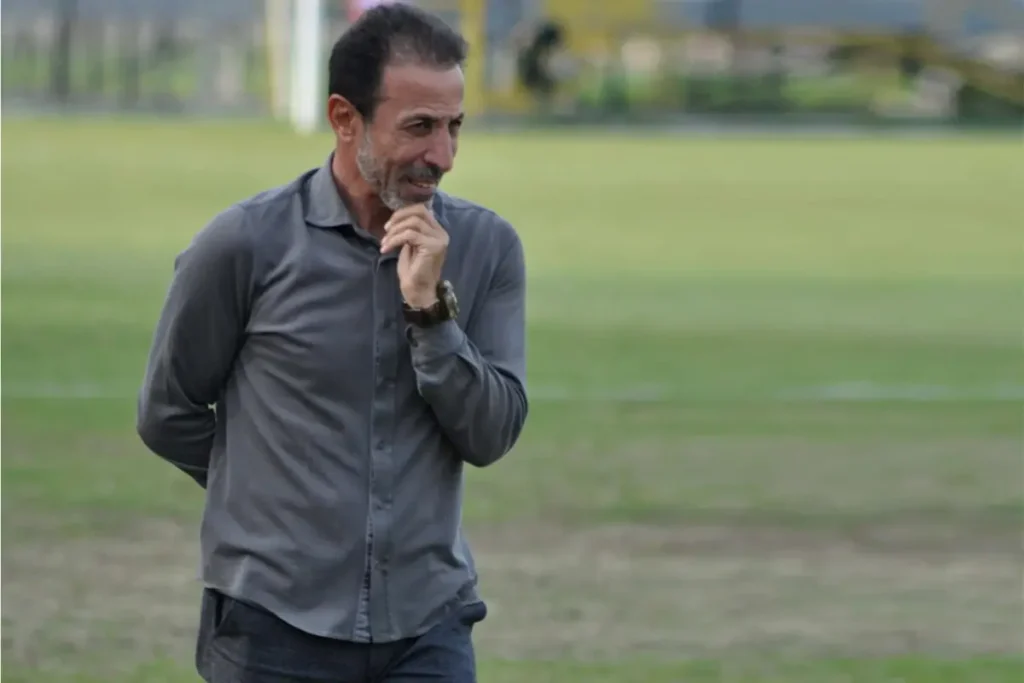 Somaspor’da Teknik Direktör Değişikliği: Recep Çetin’in Görevden Ayrılışı ve Cafer Elek’in Görev Başına Gelmesi