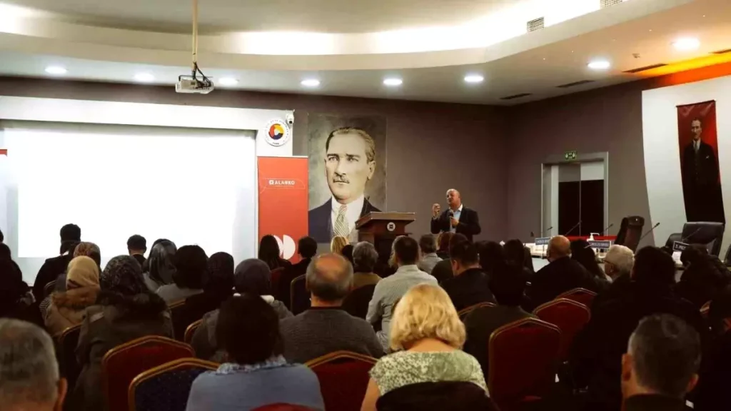 Tarımda Sürdürülebilirlik ve Kadın-Genç İstihdamı Üzerine Önemli Seminer Eskişehir’de Gerçekleşti
