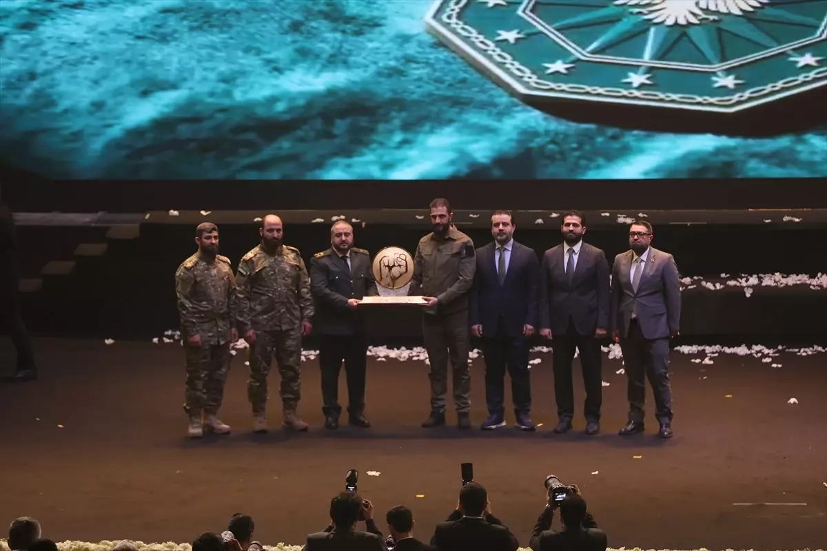 Suriye Cumhurbaşkanı Şara, Suriye’yi Güvenilir Bir Ortak Haline Getirdiklerini Duyurdu