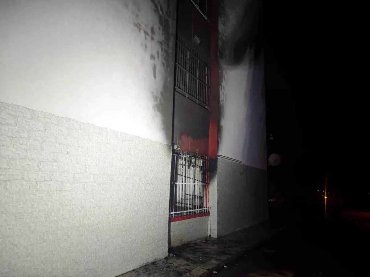 Nazilli’de Tahliye Edilen Lise Binasında Yangın Çıktı