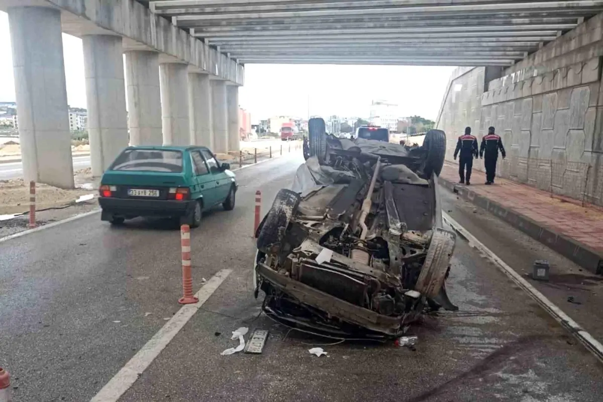 Mersin’de Otomobil Takla Attı: Sürücü Yaralı