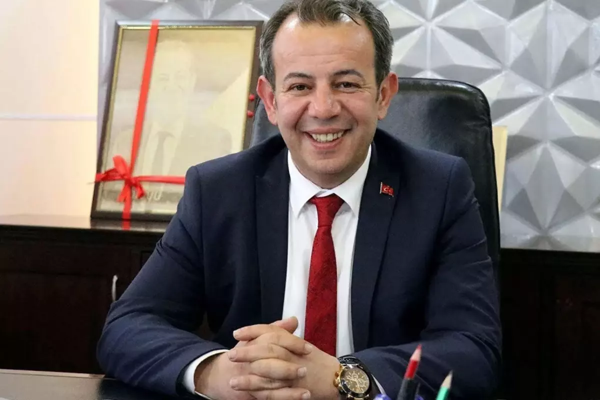 Tanju Özcan’dan çok konuşulacak sözler: “Ben kaşar bir siyasetçiyim, hem de çift kaşar”