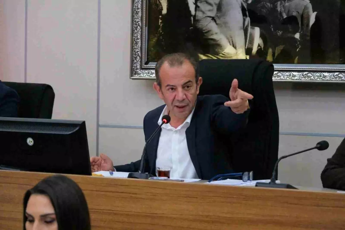 Tanju Özcan’dan Faruk Özlü’ye: “O giderken biz o yoldan dönüyorduk”