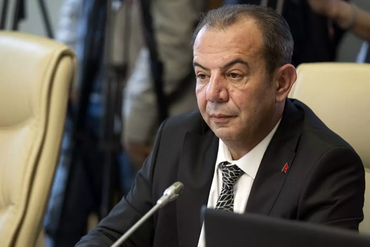 Tanju Özcan Meclis’te Helallik İstedi, Umre’ye Gidişiyle Şok Yaşadı