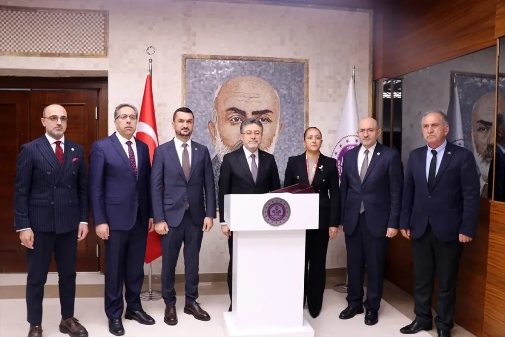 Yumaklı: Çiftçilerimizin Yanındayız – Burdur’da Tarım ve Şeker Fabrikası Yatırımları Açıklandı