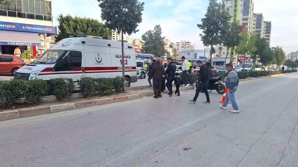 Tarsus’ta Trafik Kazası: 3 Yaralı