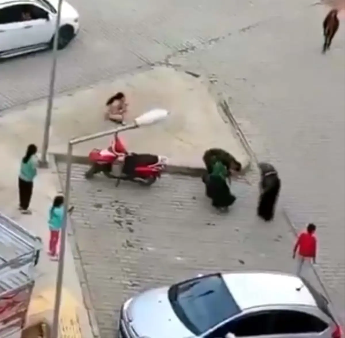 Nizip’te Kadın, 6 Yaşındaki Çocuğu Bıçakladı