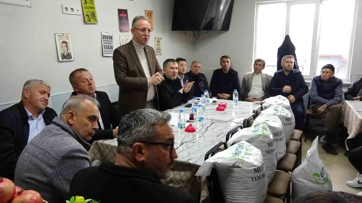 Tavşanlı’da Tohum ve Gübre Dağıtımıyla Hayvancılık Desteklendi