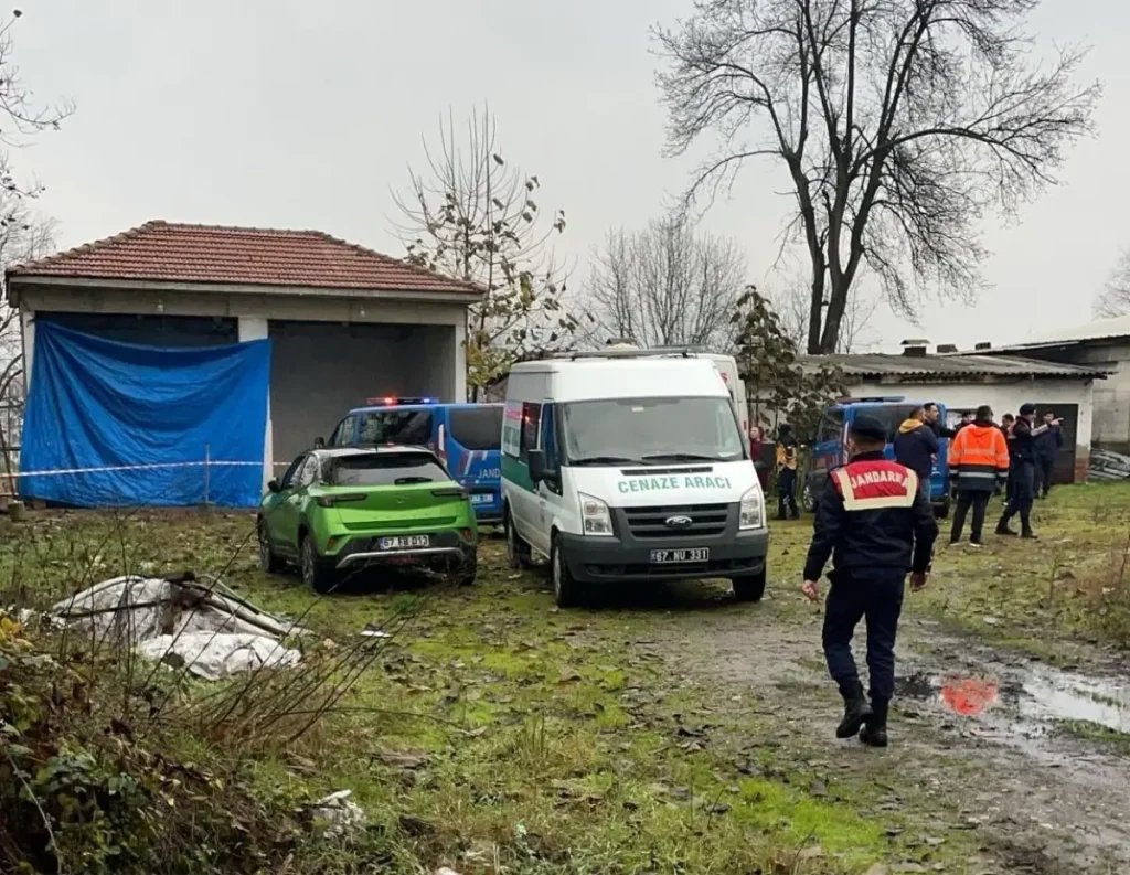 Zonguldak’ta Kasap M.G. Tavuk Çiftliğinde Kendini Asarak Hayatına Son Verdi