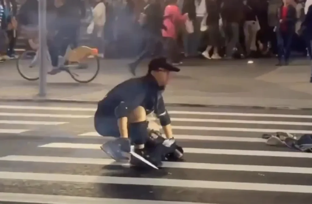 Taipei’de Bıçaklı Saldırı: 3 Ölü, 5 Yaralı ve Saldırganın İntiharı