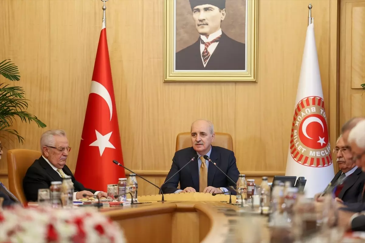 TBMM Başkanı Kurtulmuş, Doğu ve Güneydoğu Anadolu’daki Eski Milletvekillerini Kabûl Ederek Terörsüz Türkiye Projesini Destekledi