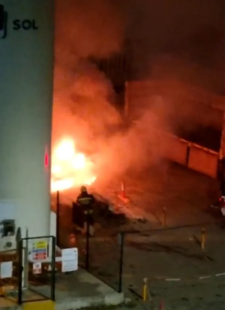 Tekirdağ’da Namık Kemal Üniversitesi Hastanesinin Bahçesinde Korkutan Oksijen Tüpü Yangını