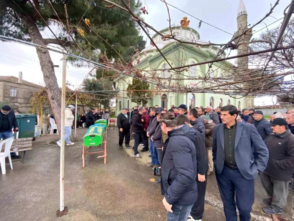 Çanakkale’de Trafik Kazası: İki Kayıp