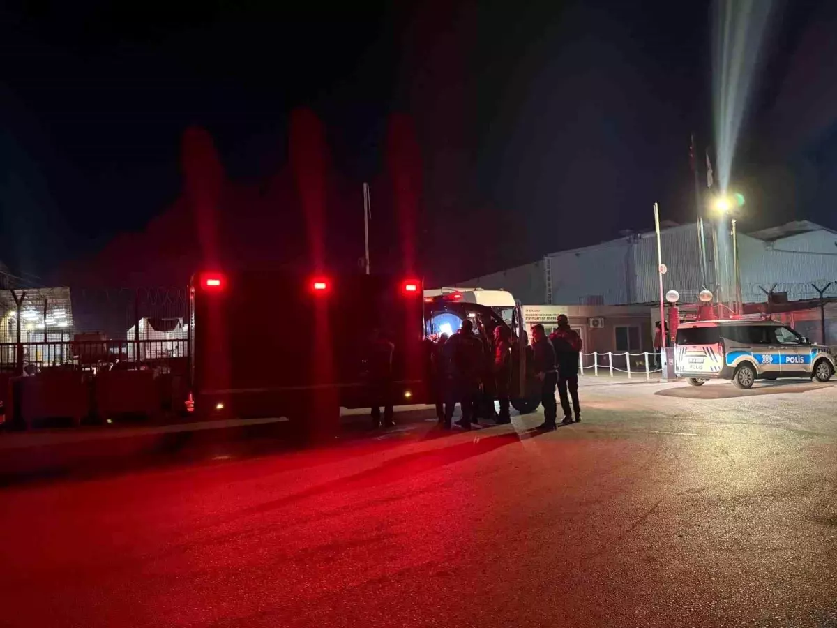 TIR’dan Sızan Kimyasal 5 Kişiyi Hastanelik Etti