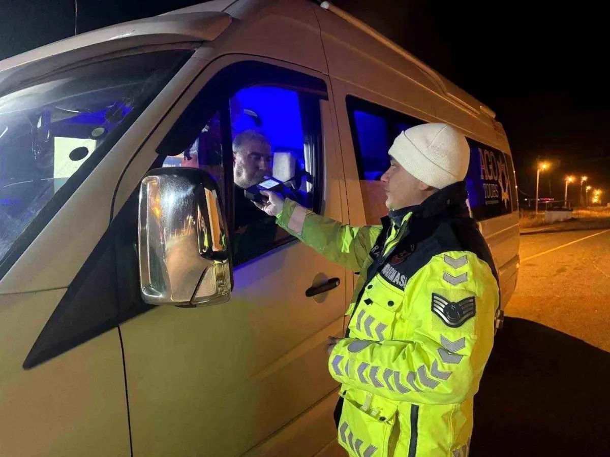 Ağrı’da Trafik Denetimi: 5 Gözaltı, 88 Ceza