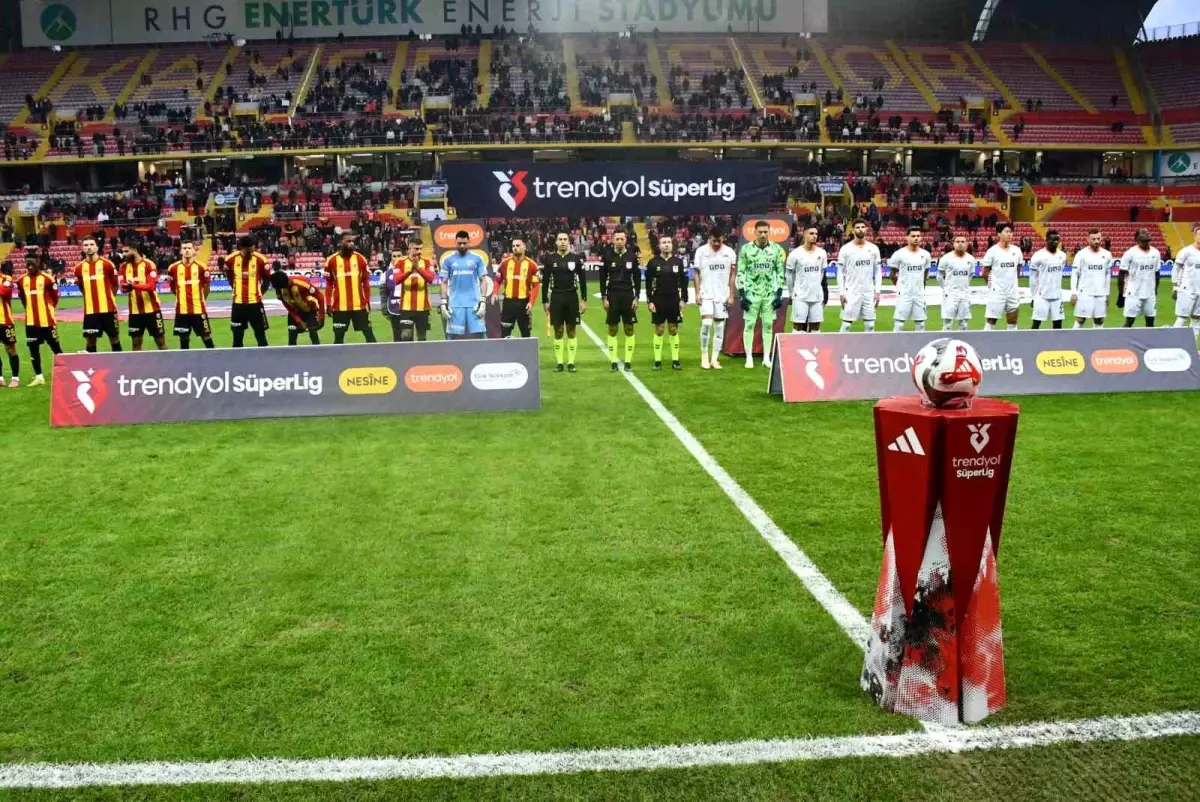 Kayserispor – Alanyaspor: İlk 15 Dakika Golsüz Eşitlik