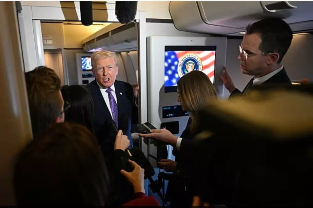 Trump MR Sorularına Sinirlenip Muhabire Ağır Hakaret Etti