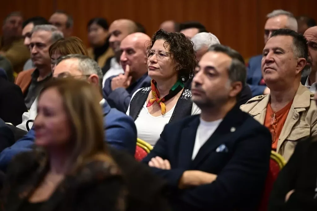 Turizm Zirvesi’nde İstihdam Değerlendirildi