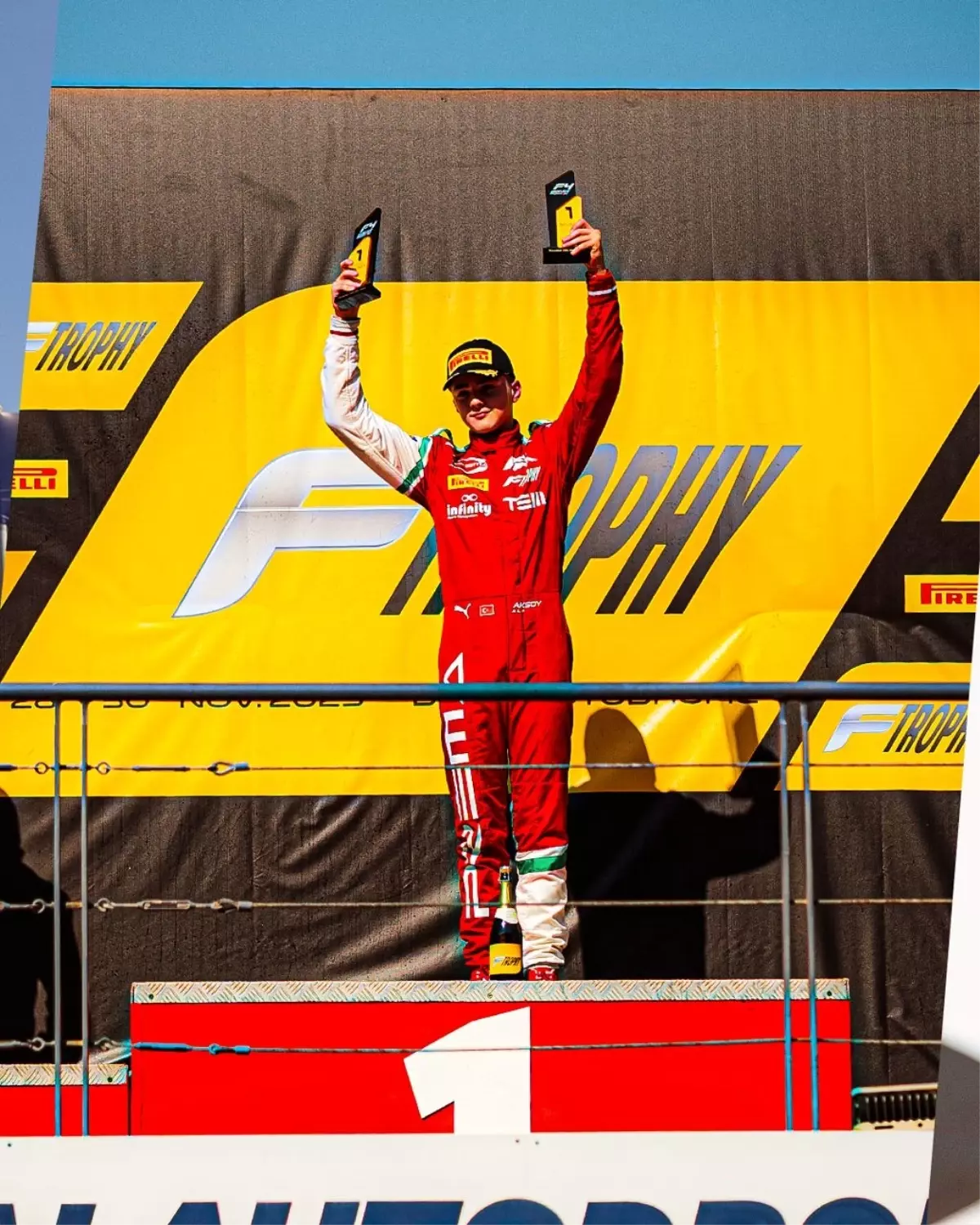 Alp Aksoy’dan Türkiye’ye Tarihi Formula Trophy Şampiyonluğu!