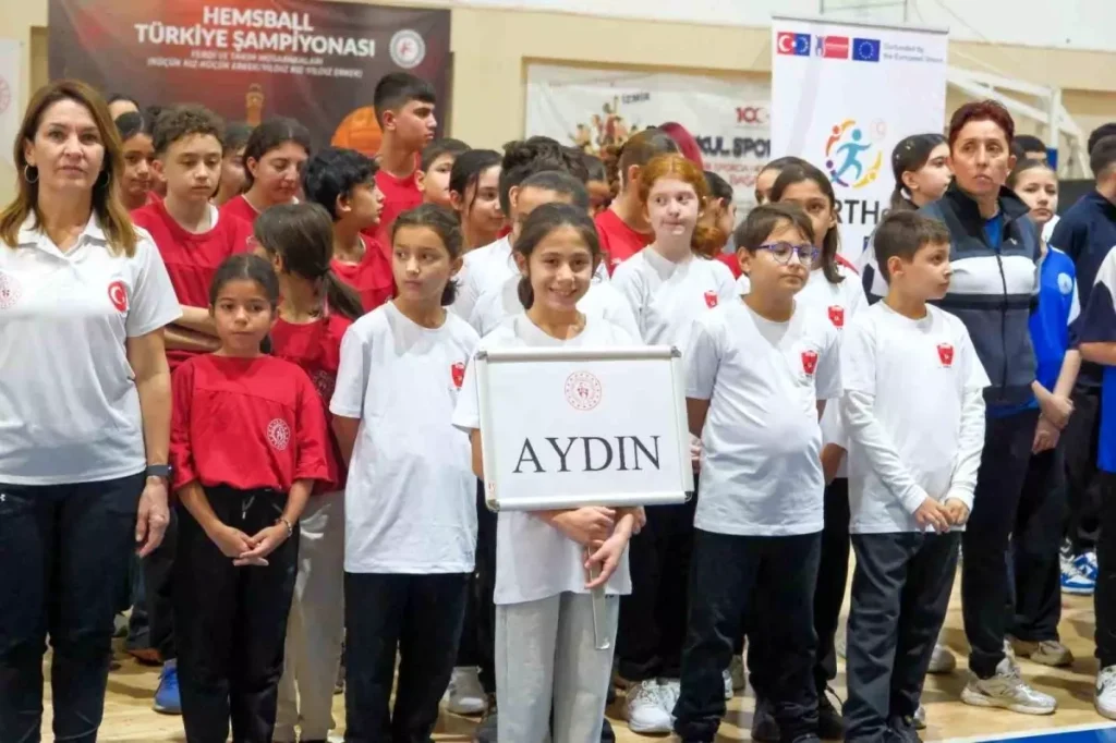 Aydınlı Sporcular Hemsball’da Büyük Başarı Elde Etti