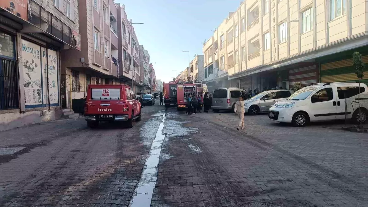 Şanlıurfa’da Mobilya Dükkanında Büyük Yangın Çıktı