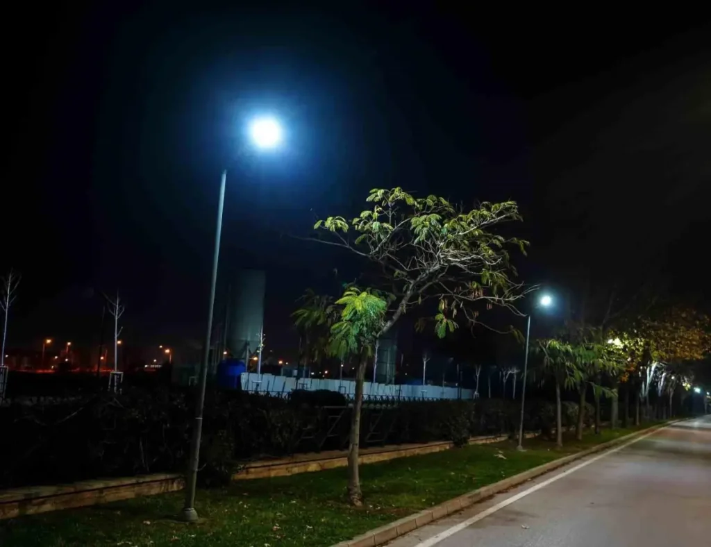 UEDAŞ’tan LED Dönüşüm Projesi Şehrin Gece Görünümünü Değiştiriyor
