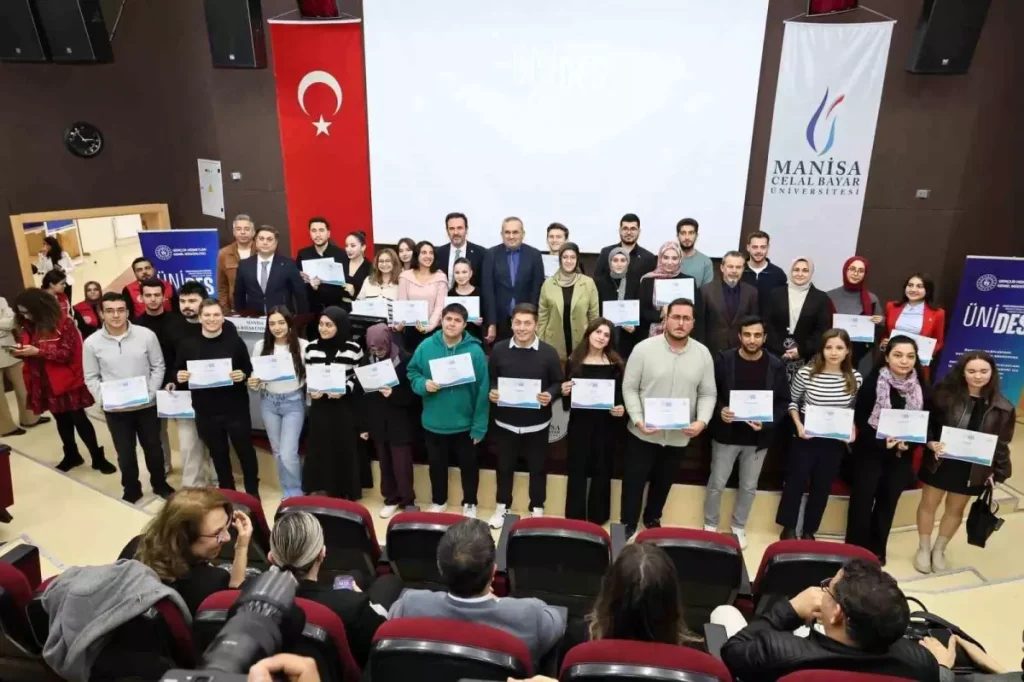 ÜNİDES gençliğin üretim gücüne güç katıyor