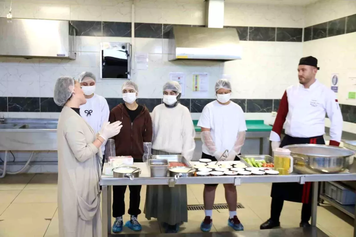 Yüz Yüze Yöresel Tatlar Atölyesi