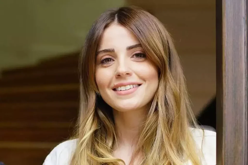 İstanbul’da Şok Uyuşturucu Operasyonu: Oyuncu Ezgi Eyüboğlu ve 6 Diğeri Gözaltına Alındı