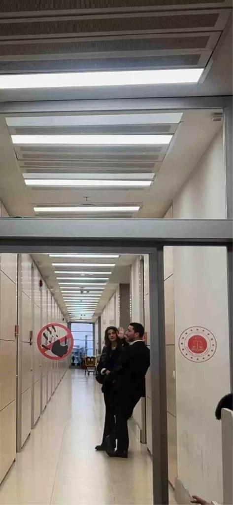 Berrak Tüzünataç uyuşturucu soruşturmasında adliyeye geldi