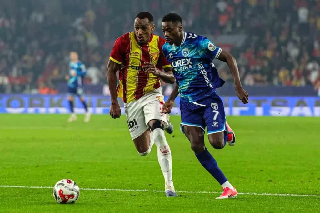 Musaba’nın Fenerbahçe ile İlgisi Yalanlandı