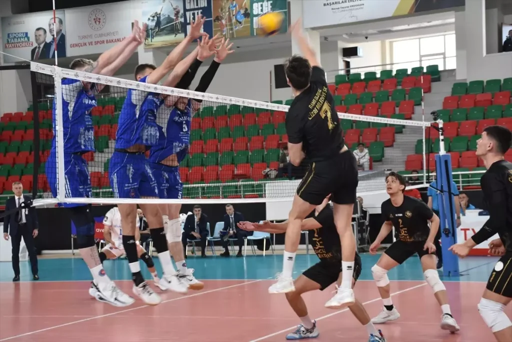 Halkbank, Cizre’yi 3-0 Geçti