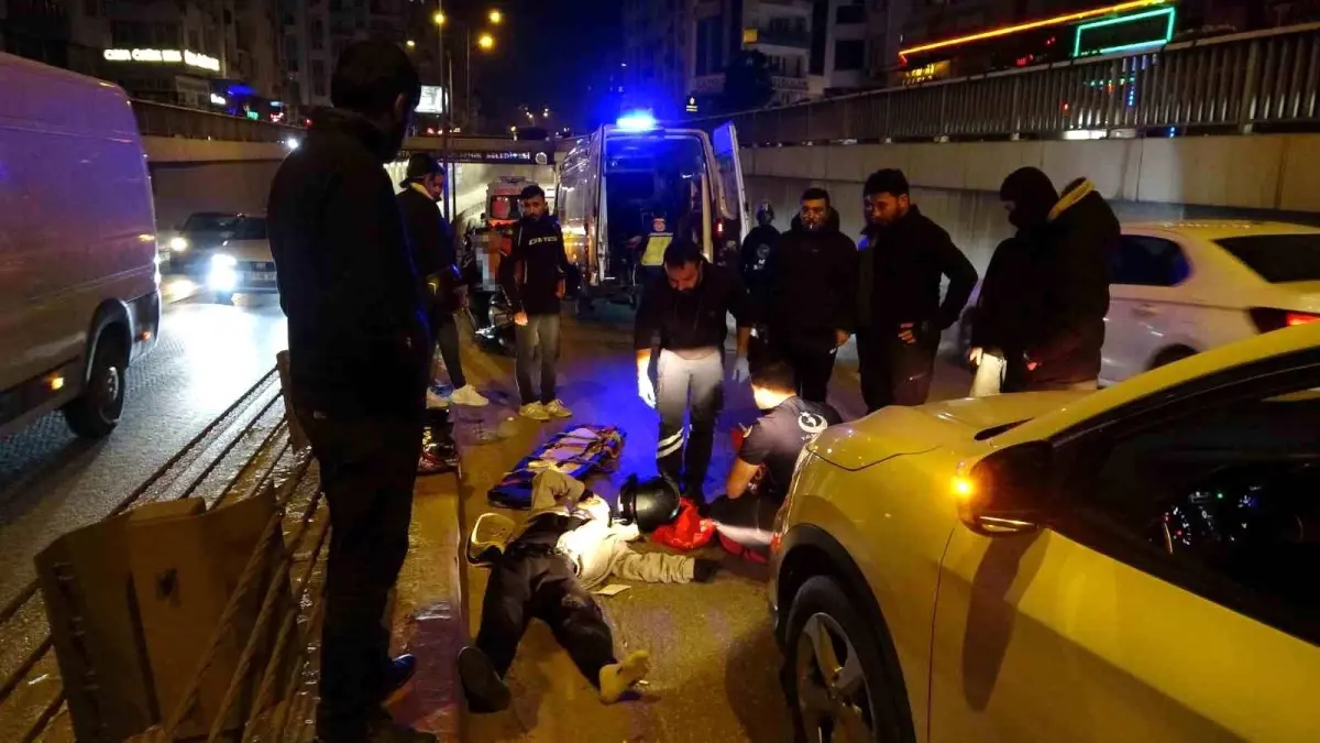 Antalya’da Alt Geçitte Motosiklet Kazası: Sürücü Yaralı ve Hastaneye Kaldırıldı