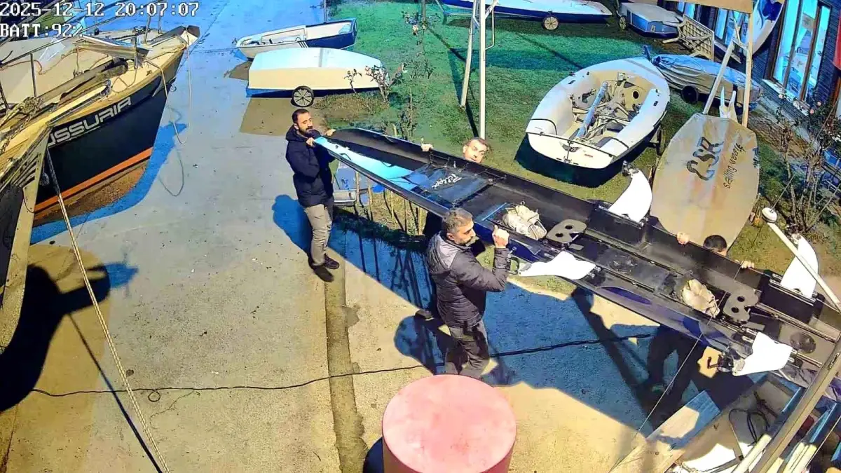 Yelken Kulübüne Kaçak Tekne Operasyonu: Derince’de Gümrük ve Kaçakçılık Ekipleri Baskın Yaptı