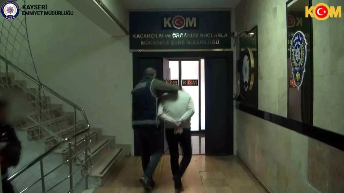 Sahte Raporla Kanser İlaçları Teminine Dev Operasyon