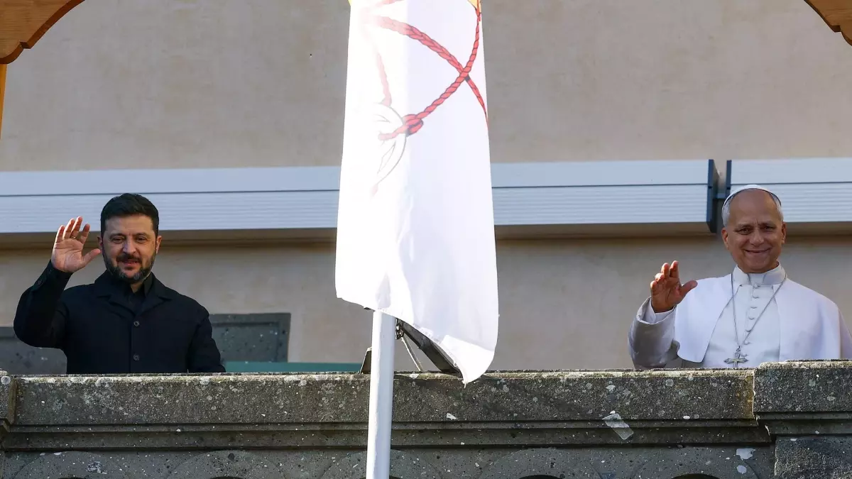 Zelenskiy ve Papa Görüştü