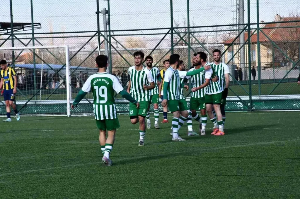 Şekerspor İlk Yarı Şampiyonu