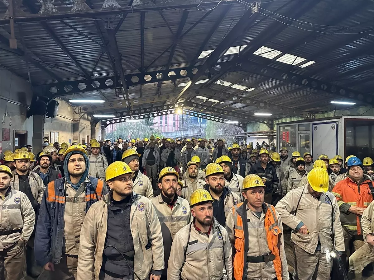 Zonguldak’ta Madenciler Günü Coşkulu ve Anlamlı Bir Şekilde Kutlandı