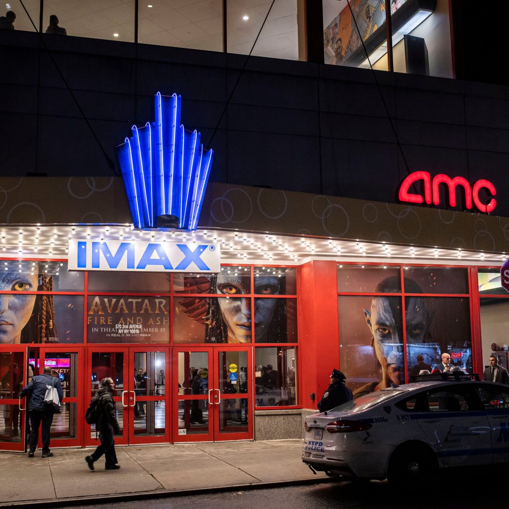 Repeat Moviegoers Boost Hollywood’s 2025 Box‑Office Performance